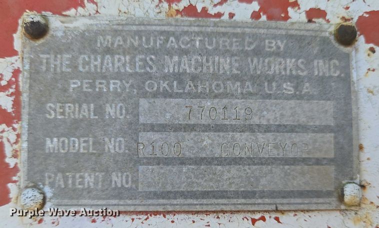 image for item EQ4092 Ditch Witch R100 trencher