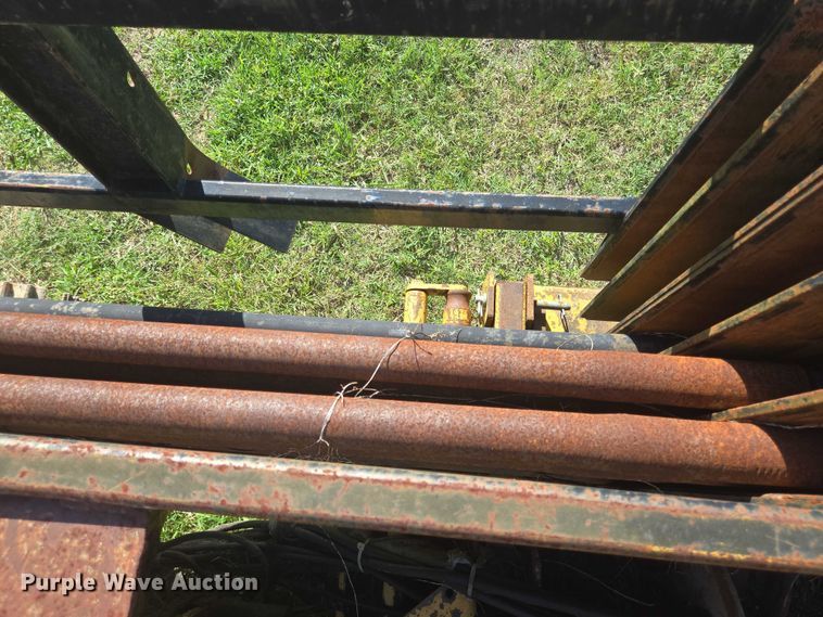 image for item EQ4093 1998 Vermeer D24X26 directional boring unit