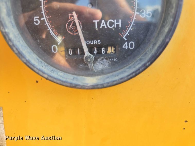 image for item EQ4093 1998 Vermeer D24X26 directional boring unit