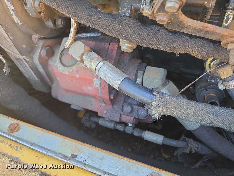 image for item EQ4093 1998 Vermeer D24X26 directional boring unit