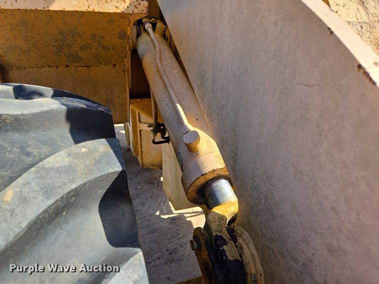 image for item EQ4094 Komatsu 515CCH wheel loader