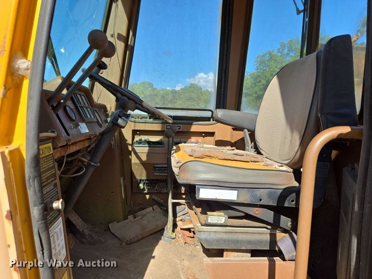 image for item EQ4094 Komatsu 515CCH wheel loader