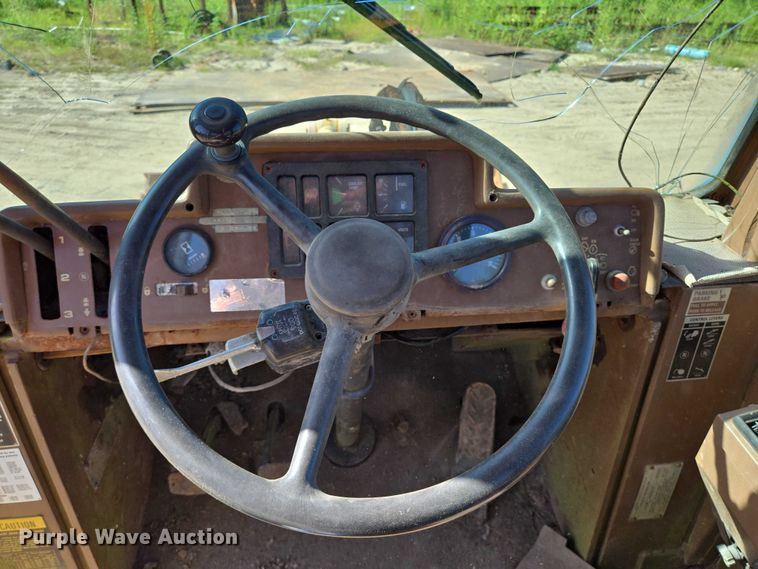 image for item EQ4094 Komatsu 515CCH wheel loader