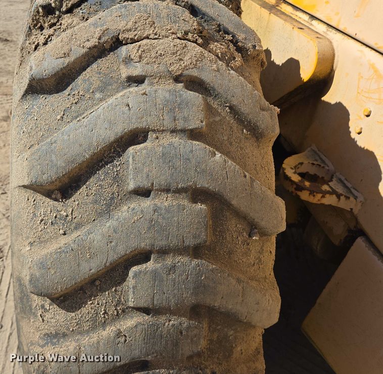 image for item EQ4094 Komatsu 515CCH wheel loader