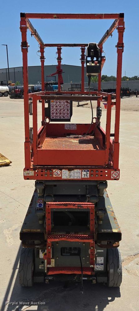 image for item EQ4095 2020 Skyjack SJ3219 scissor lift