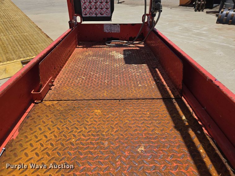 image for item EQ4095 2020 Skyjack SJ3219 scissor lift