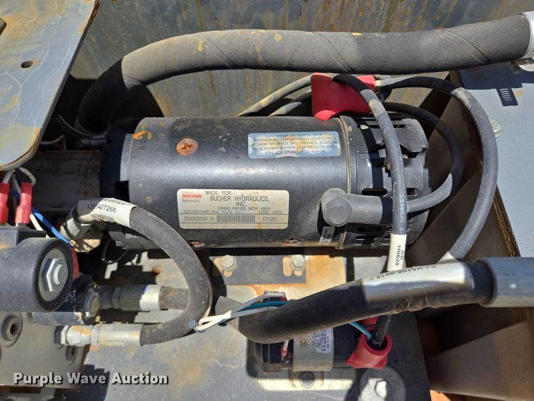 image for item EQ4095 2020 Skyjack SJ3219 scissor lift