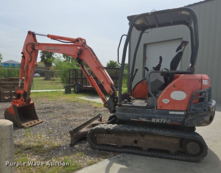 image for item EQ4096 2011 Kubota KX71-3S mini excavator