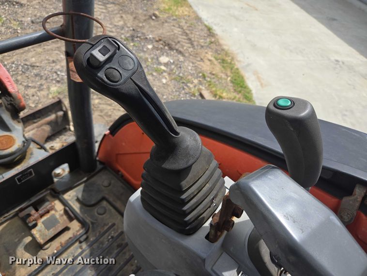 image for item EQ4096 2011 Kubota KX71-3S mini excavator