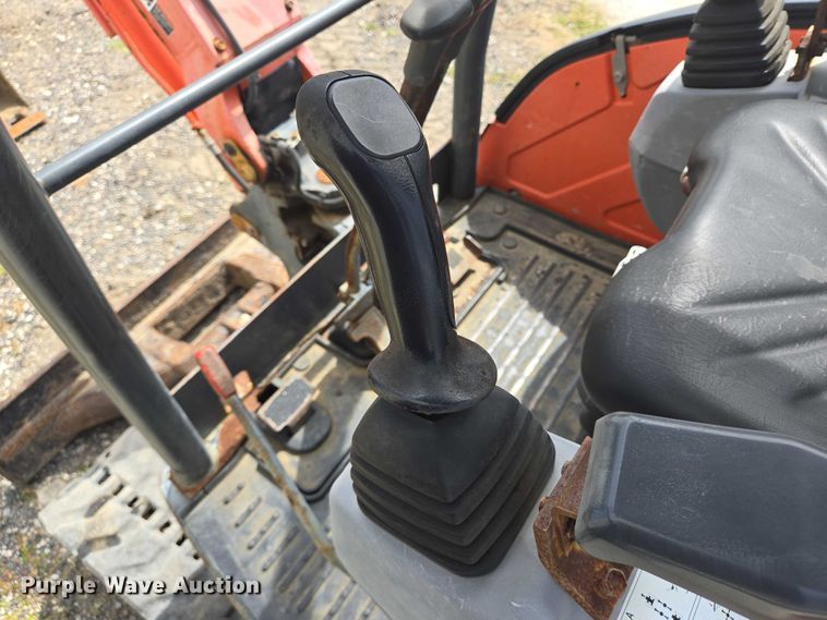image for item EQ4096 2011 Kubota KX71-3S mini excavator