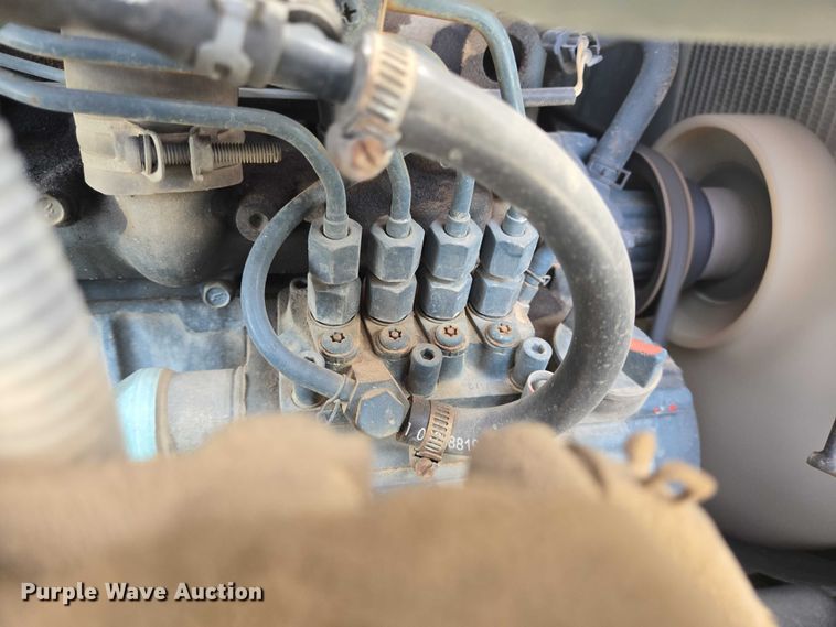 image for item EQ4096 2011 Kubota KX71-3S mini excavator