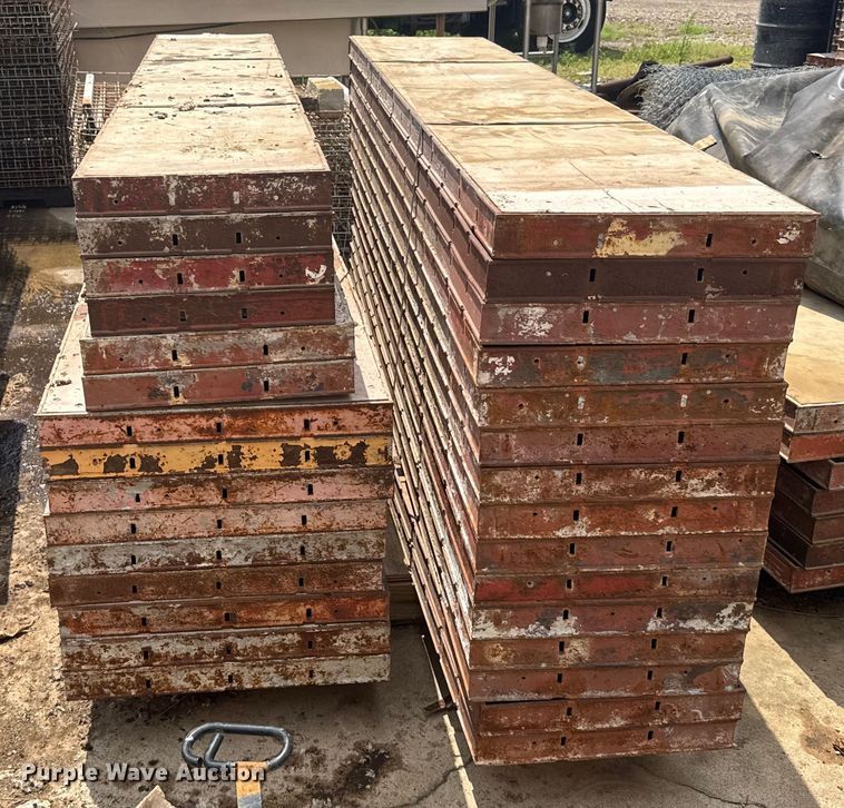 image for item ER2228 Approximately 110 concrete forms