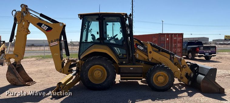 RETROEXCAVADORA 2019 CATERPILLAR 420F2IT