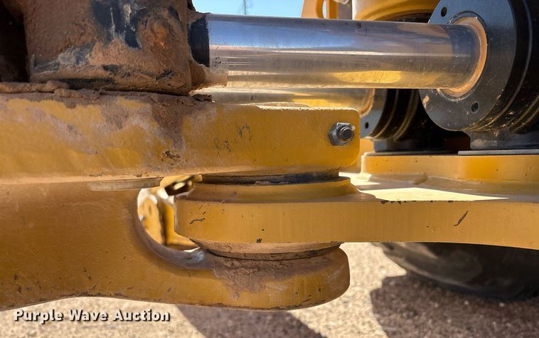 image for item ES7001 2019 Caterpillar 420F2 IT backhoe
