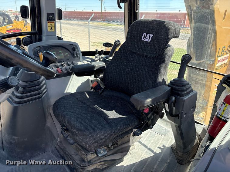 image for item ES7001 2019 Caterpillar 420F2 IT backhoe