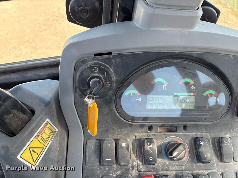 image for item ES7001 2019 Caterpillar 420F2 IT backhoe