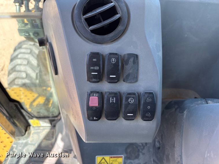 image for item ES7001 2019 Caterpillar 420F2 IT backhoe