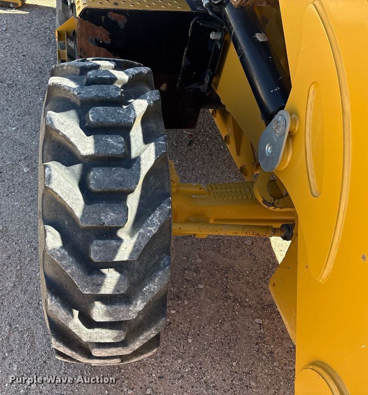 image for item ES7001 2019 Caterpillar 420F2 IT backhoe