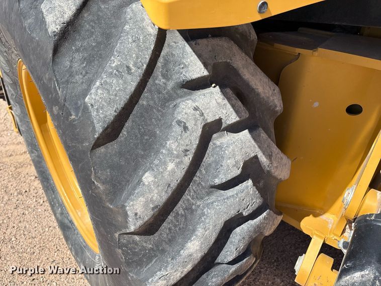 image for item ES7001 2019 Caterpillar 420F2 IT backhoe