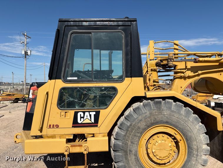 image for item ES7004 2007 Caterpillar 613C water wagon