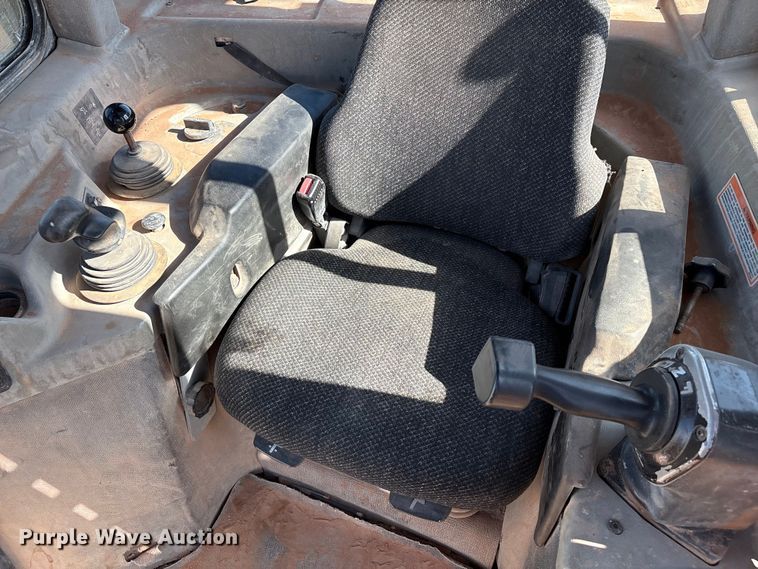 image for item ES7005 2004 Caterpillar D6R XL Series II dozer