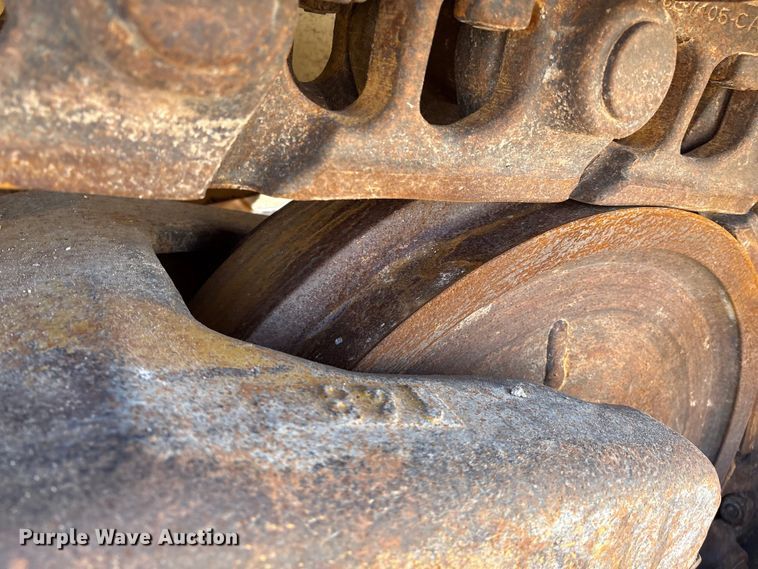 image for item ES7005 2004 Caterpillar D6R XL Series II dozer