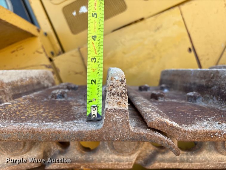 image for item ES7005 2004 Caterpillar D6R XL Series II dozer