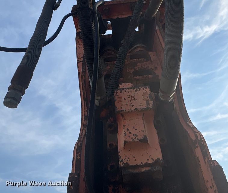 image for item ET7023 NPK GH18 breaker