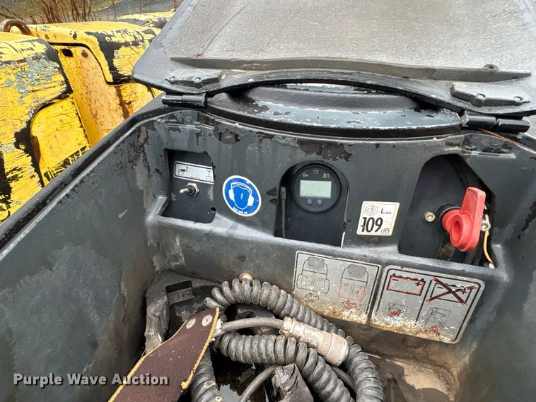 image for item ET7033 (6) trench compactors