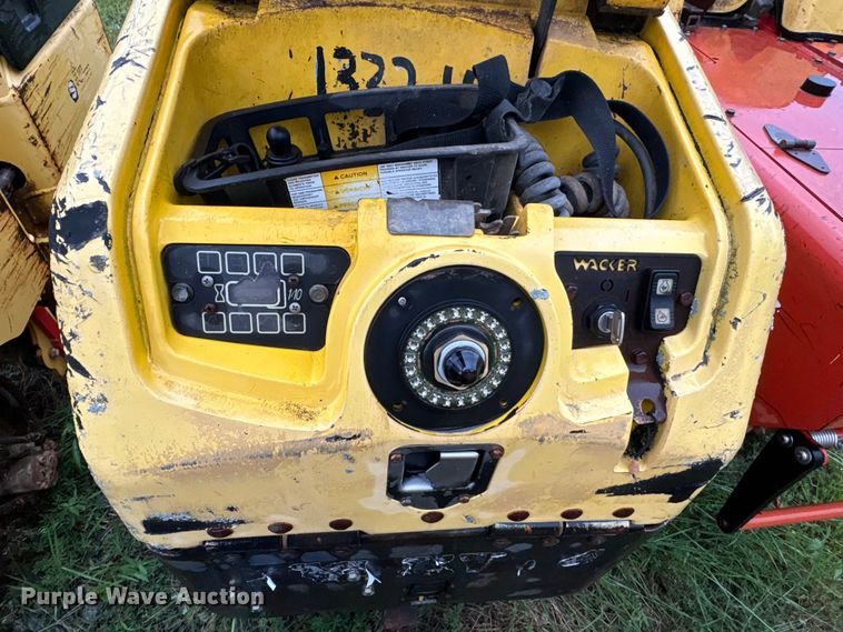 image for item ET7033 (6) trench compactors