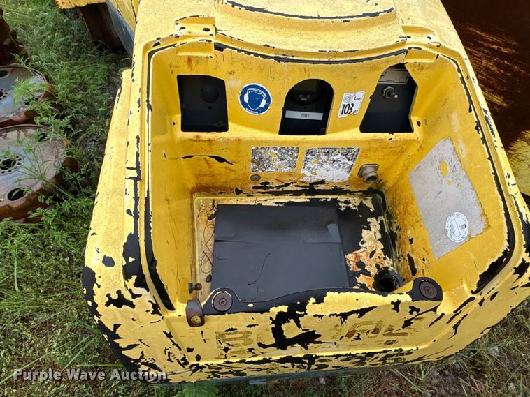 image for item ET7033 (6) trench compactors