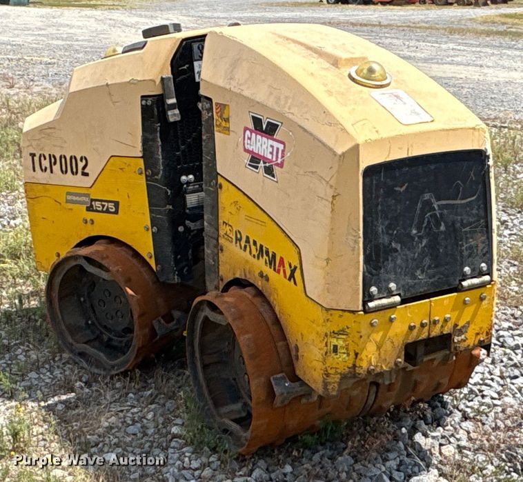 image for item ET7036 2019 Amman Rama's 1575 trench compactor