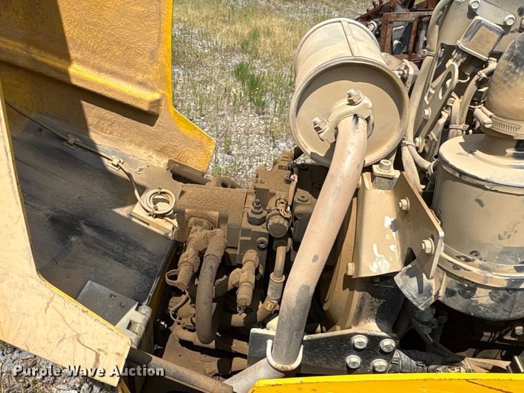 image for item ET7036 2019 Amman Rama's 1575 trench compactor