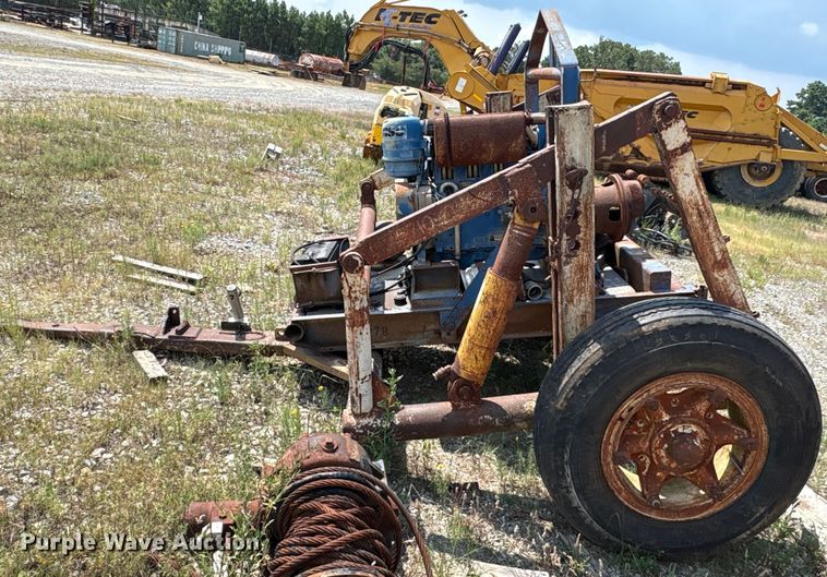 image for item ET7037 Deutz F4L912 pump