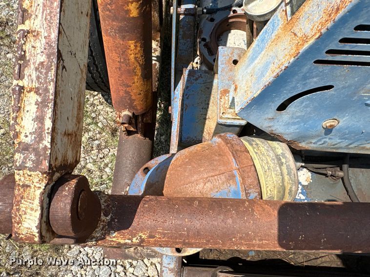 image for item ET7037 Deutz F4L912 pump