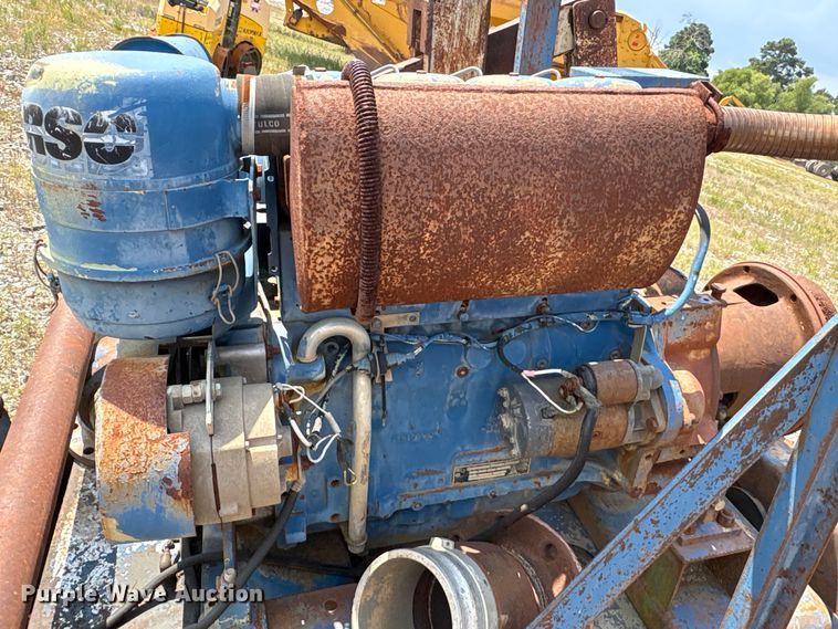 image for item ET7037 Deutz F4L912 pump