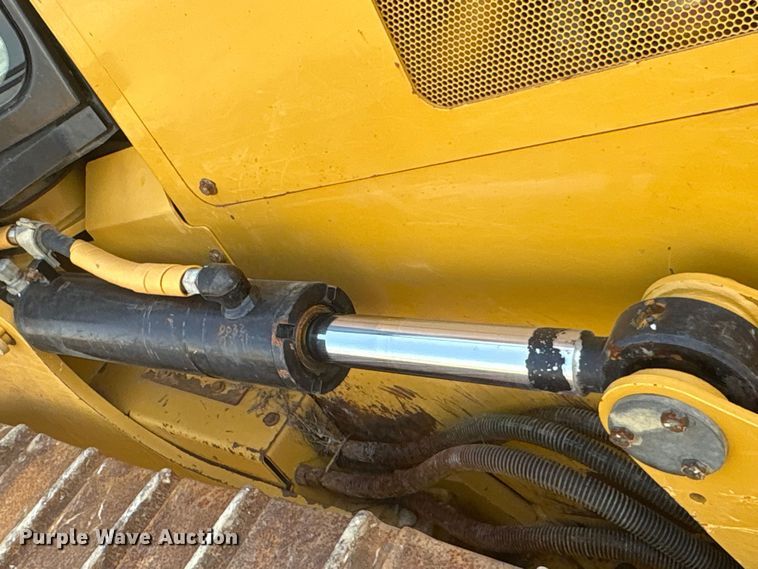 image for item ET7039 2018 Caterpillar D6K2 LPG dozer