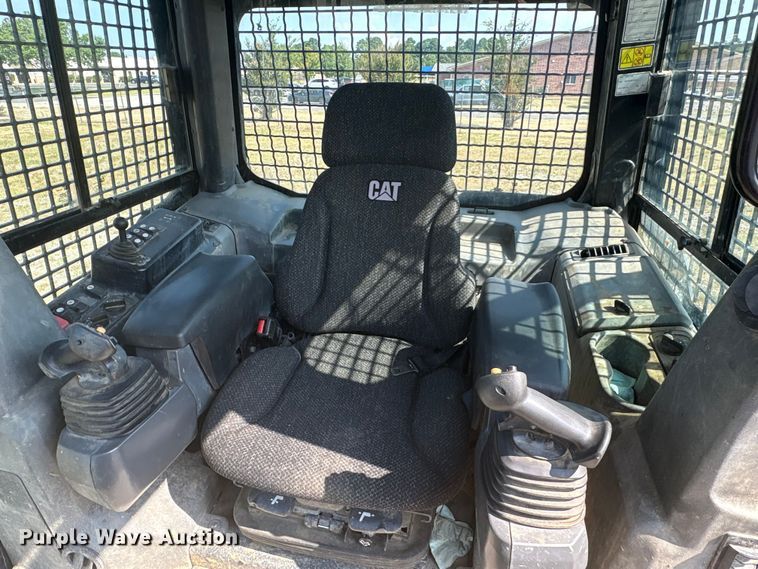 image for item ET7039 2018 Caterpillar D6K2 LPG dozer