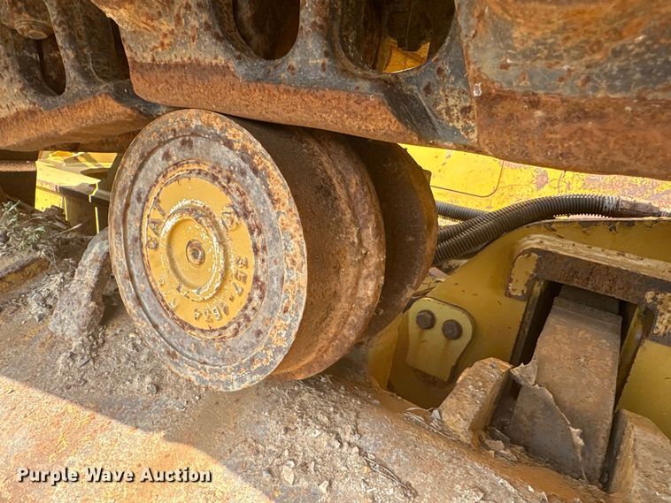 image for item ET7039 2018 Caterpillar D6K2 LPG dozer
