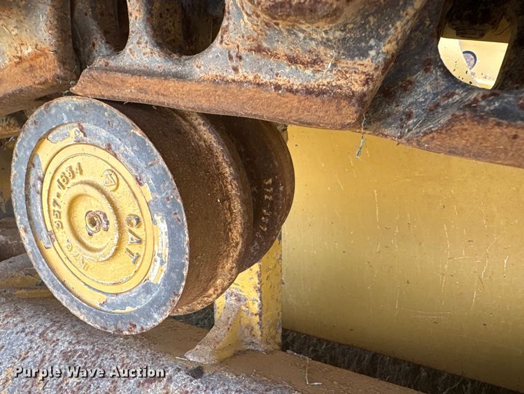 image for item ET7039 2018 Caterpillar D6K2 LPG dozer