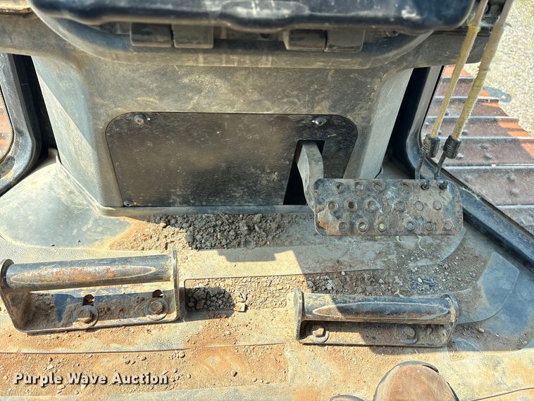 image for item ET7040 2019 Caterpillar D6K2 LGP dozer