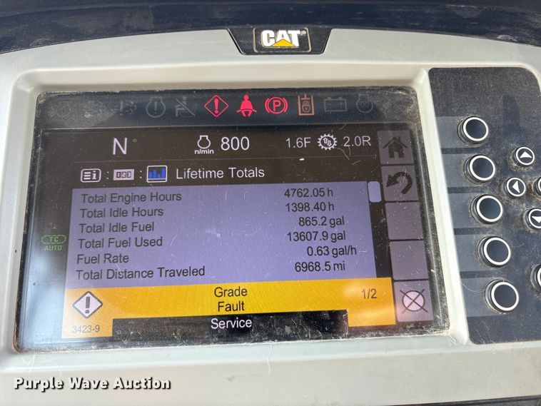 image for item ET7040 2019 Caterpillar D6K2 LGP dozer