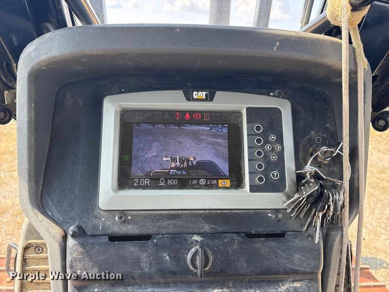 image for item ET7040 2019 Caterpillar D6K2 LGP dozer