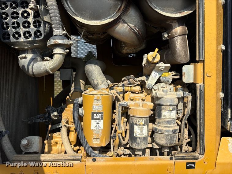 image for item ET7040 2019 Caterpillar D6K2 LGP dozer