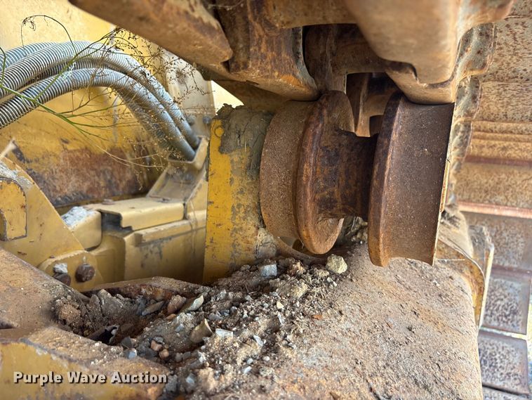 image for item ET7040 2019 Caterpillar D6K2 LGP dozer