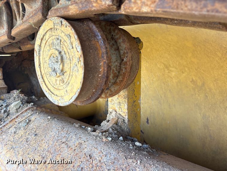 image for item ET7040 2019 Caterpillar D6K2 LGP dozer