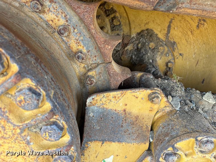 image for item ET7040 2019 Caterpillar D6K2 LGP dozer