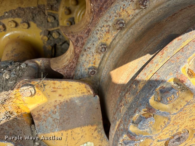 image for item ET7040 2019 Caterpillar D6K2 LGP dozer