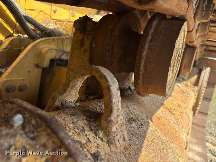 image for item ET7040 2019 Caterpillar D6K2 LGP dozer