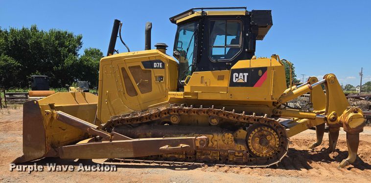 image for item EU3521 2010 Caterpillar D7E dozer